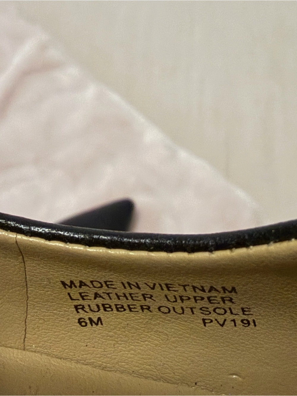 Michael Kors Black Leather Pointed Toe Pumps - Picture 5 of 5